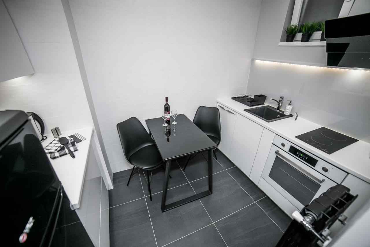 Apartamento Sinergija Belgrado Exterior foto